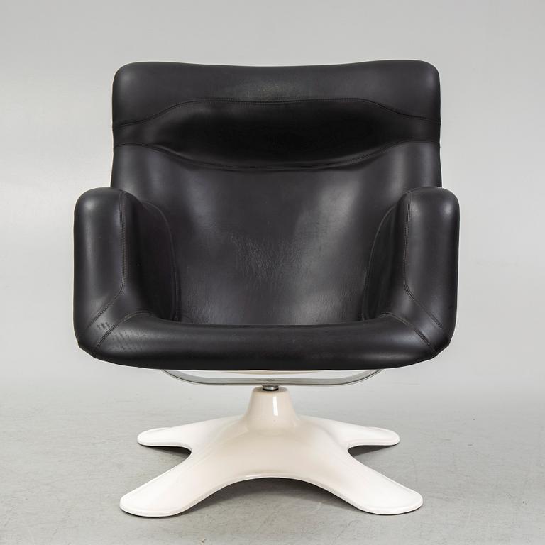 Yrjö Kukkapuro, a "Karuselli" armchair with ottoman, "Karuselli", Avarte, Finland post 1980.