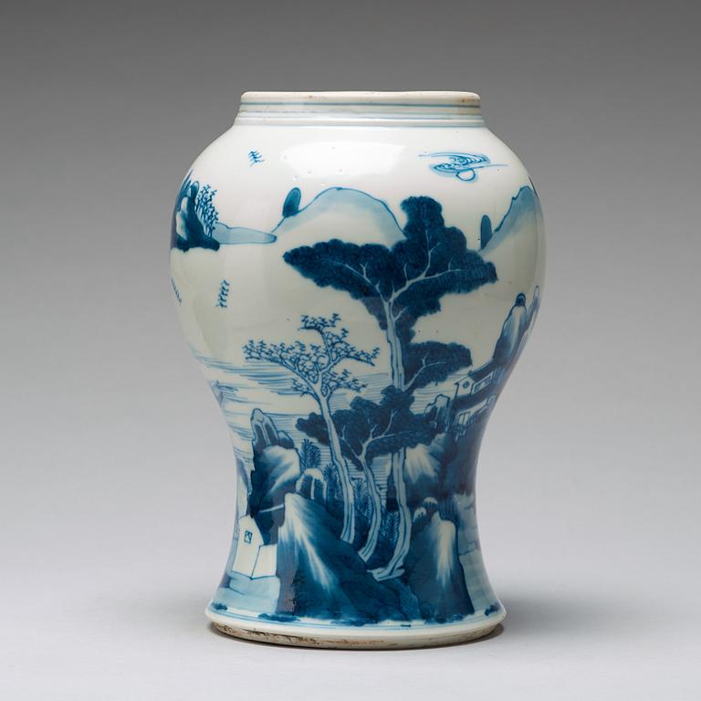 A blue and white vase, Qing dynasty, Kangxi (1662-1722).