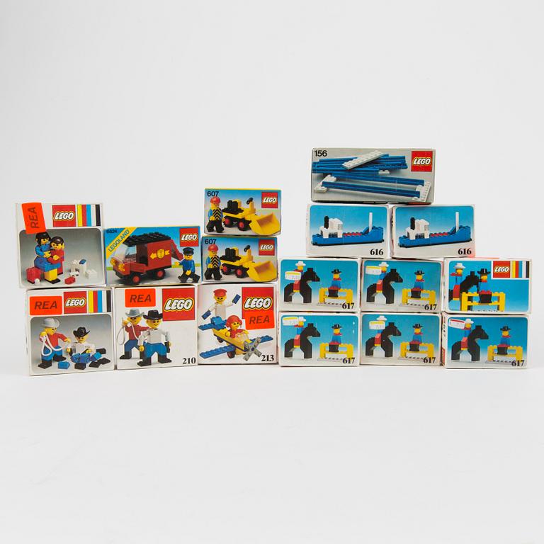 A lot of 16 Lego sets, Denmark, 1970/80s.