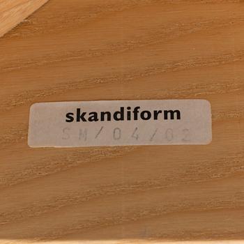 JONAS LINDVALL, stol samt bord, "Papa", Scandiform, 2000-tal.