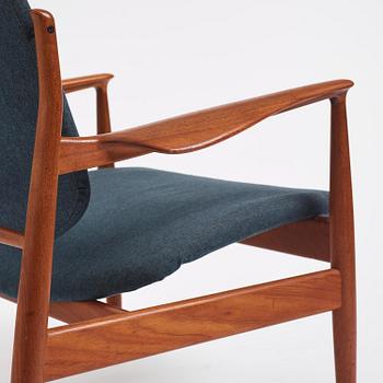 Finn Juhl, a "FD 136" easy chair, France & Daverkosen, Denmark, 1950s.