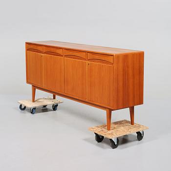 SIDEBOARD, 1960-tal.