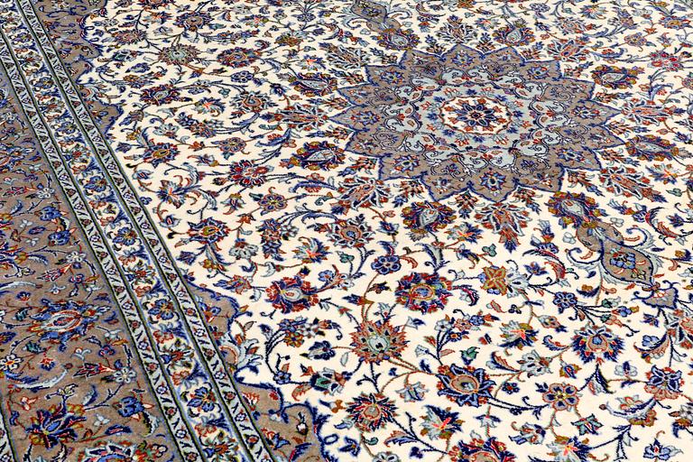 MATTA, Keshan, ca 395 x 292 cm.