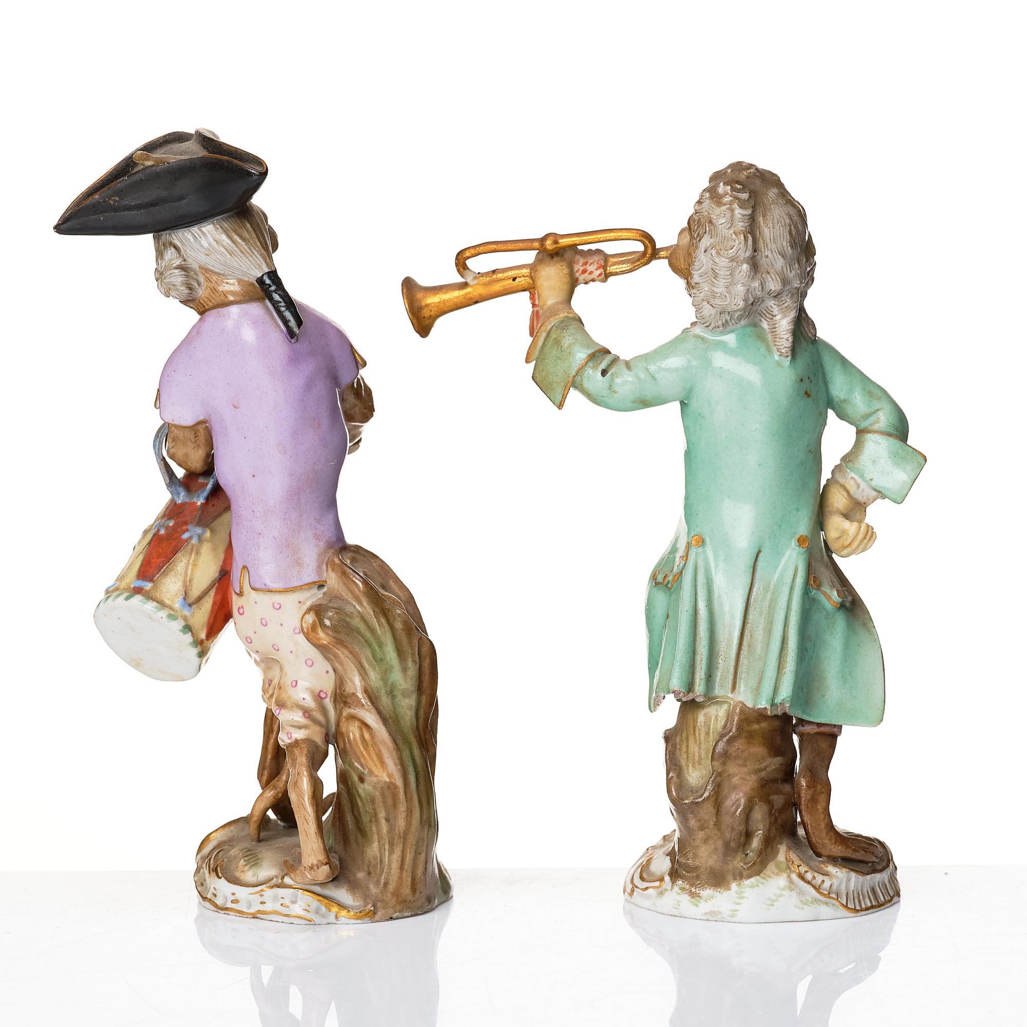Figuriner, åtta stycken, porslin. Meissen, 1800-talets senare del. "Affenkapelle".