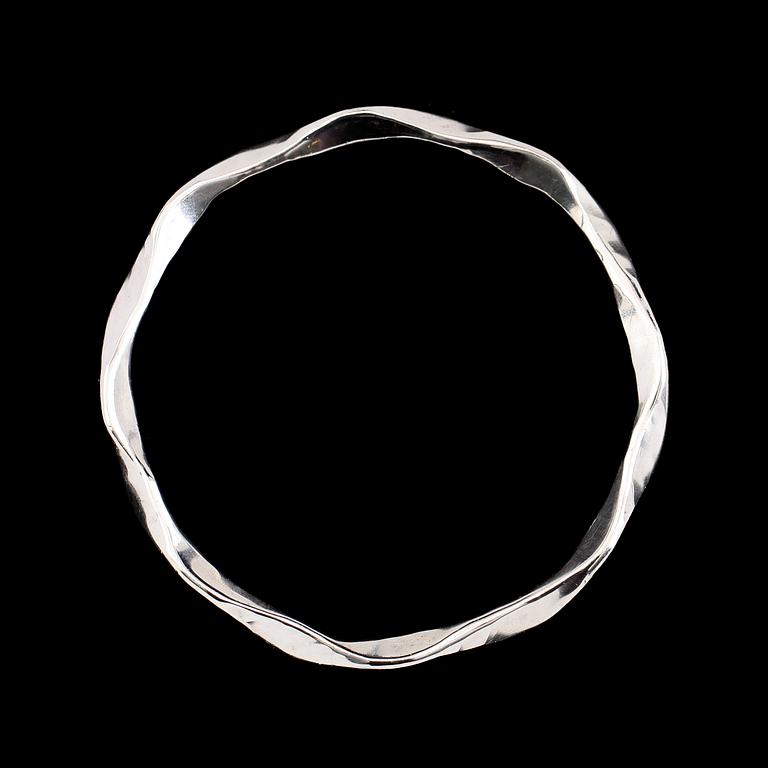 ARMRING, silver, Tebon, Nyköping 1995. Vikt ca 23 g.
