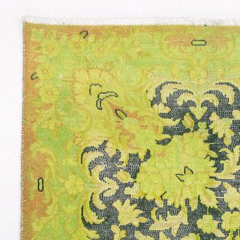 Matta, Kirman "Vintage" design, ca 392 x 295 cm.