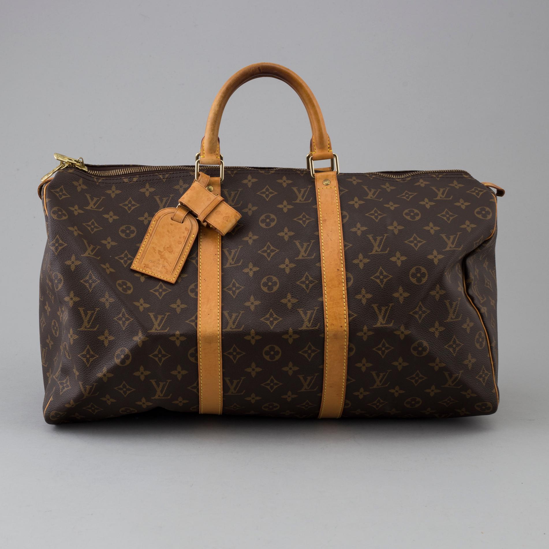 LOUIS VUITTON,.
