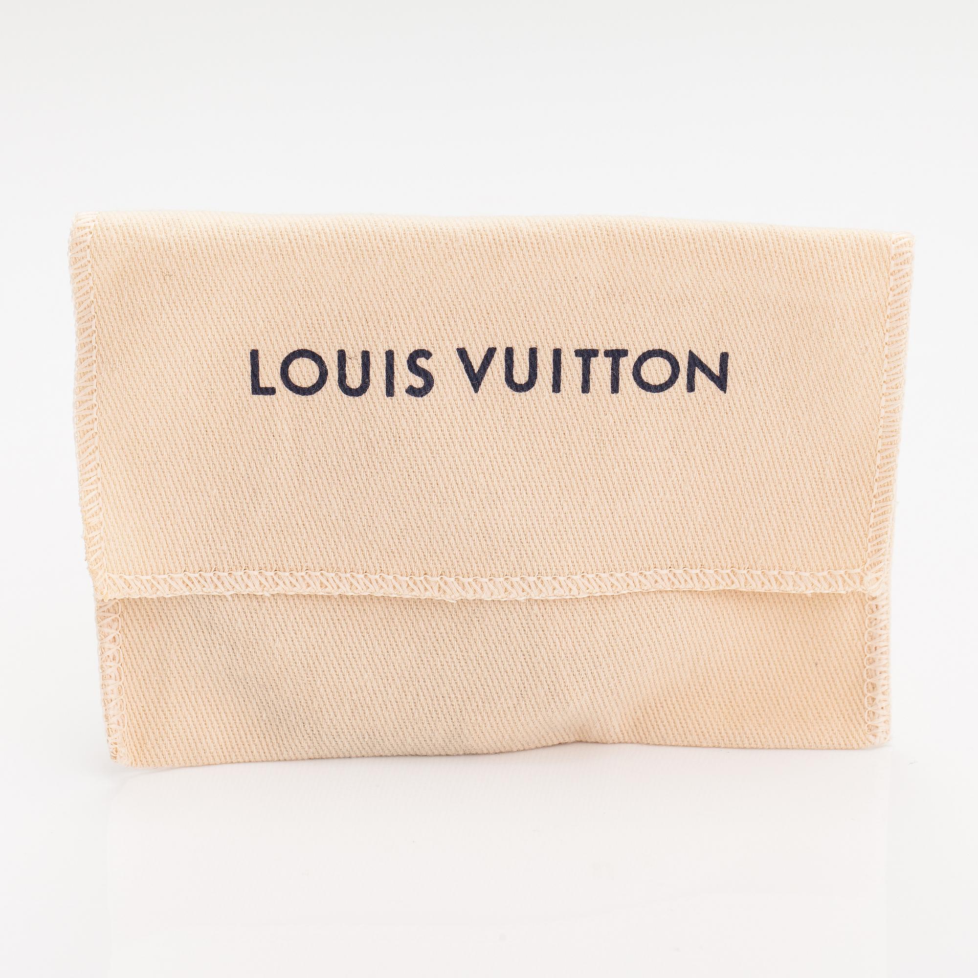 Louis Vuitton, "Crazy in lock" rannekoru. Merkitty Louis Vuitton, Made in Spain.