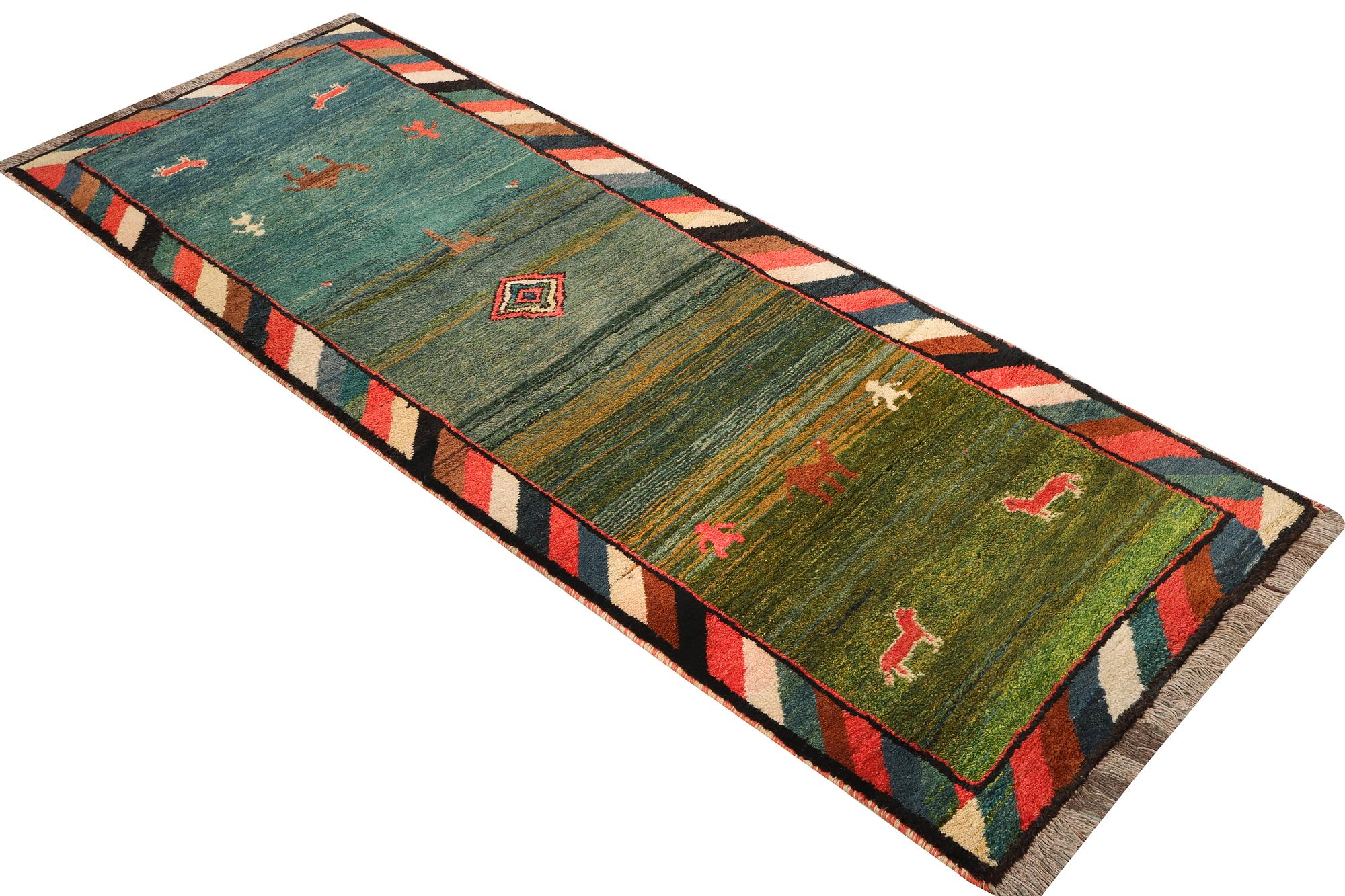 Gallerimatta, Gabbeh, ca 305 x 103 cm.