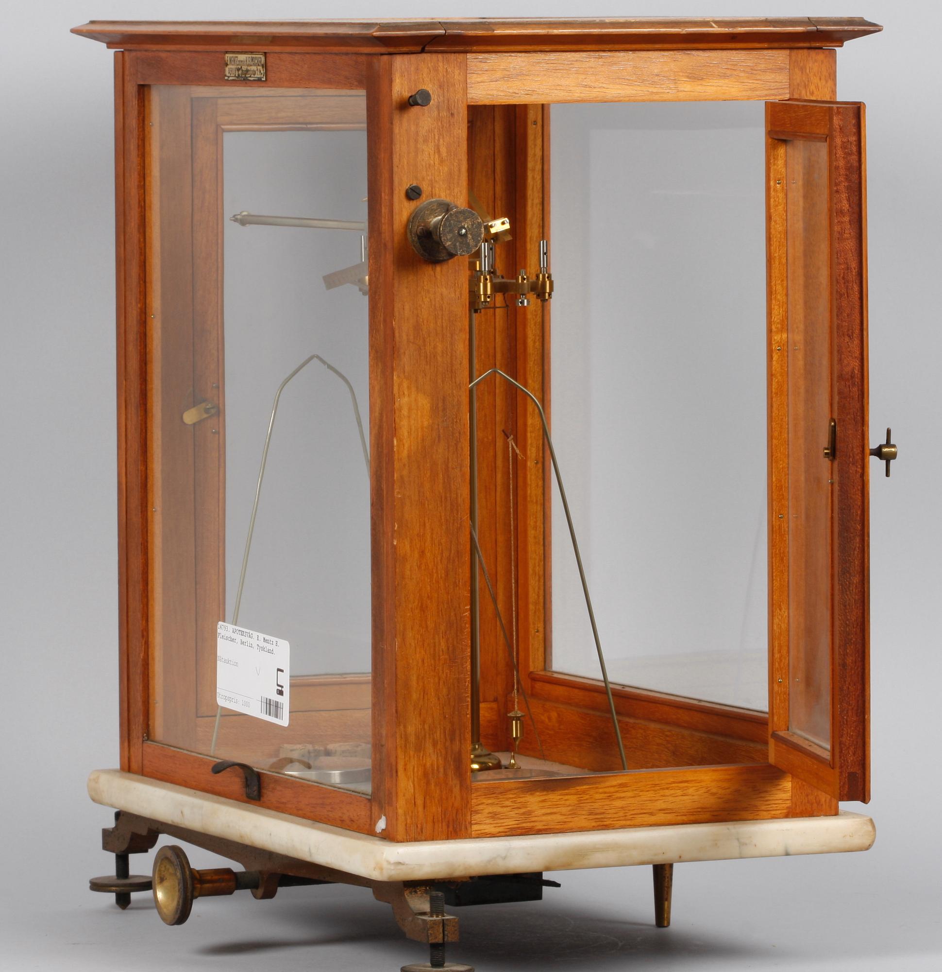 APOTEKSVÅG. E. Mentz H. Fleischer, Berlin, Tyskland.