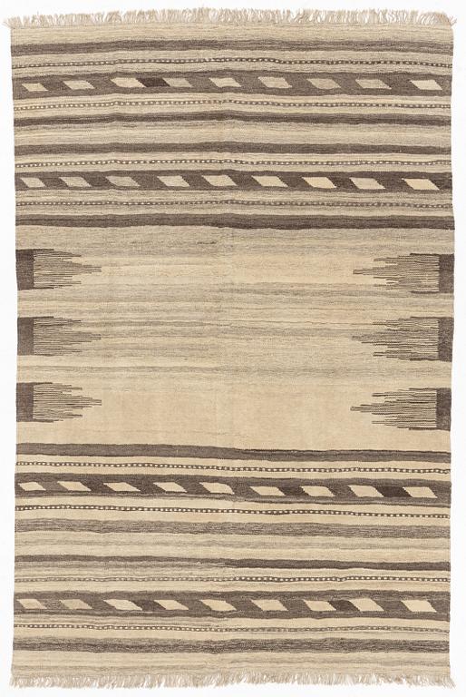 A kilim rug, ca 295 x 196.