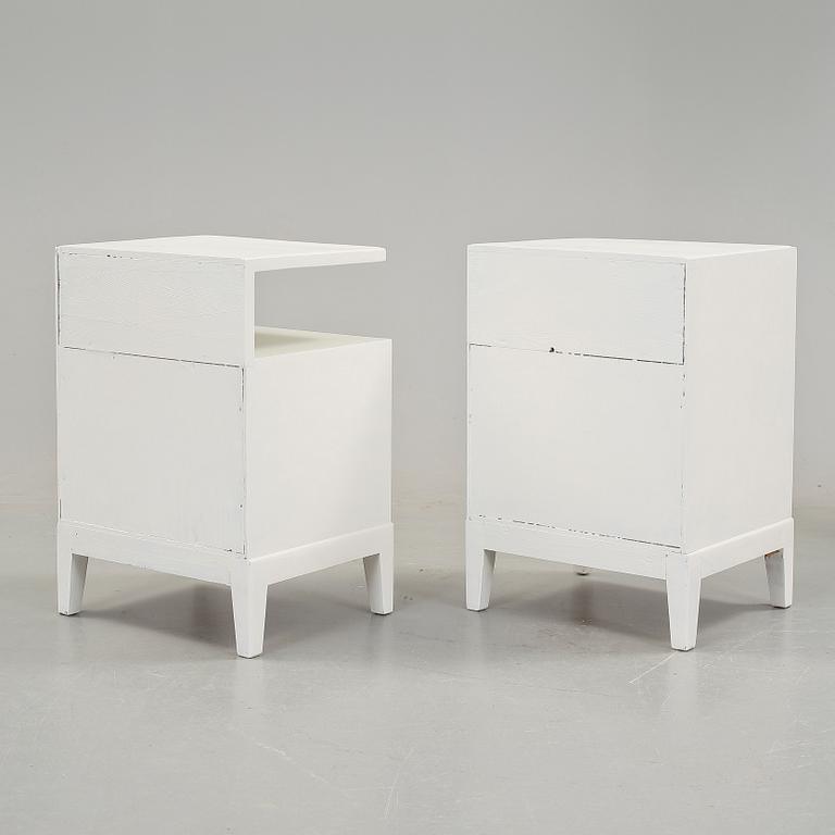 SÄNGBORD, ett par, 1930/40-tal.