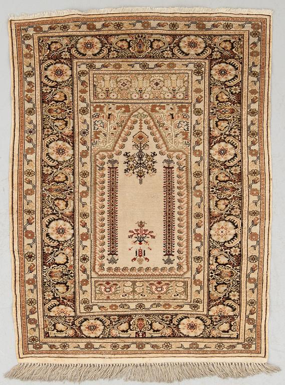 MATTA, old/semiantik, Kayseri, ca 156 x 118 cm.