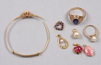 PARTI SMYCKEN, 8 st, guld, 10-18K, 1900-tal. Total vikt 25 gram.