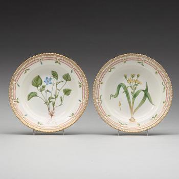 A set of nine Royal Copenhagen 'Flora Danica' soup dishes, Denmark, 20th Century.