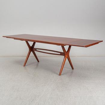 A mid 20th Century dinner table.