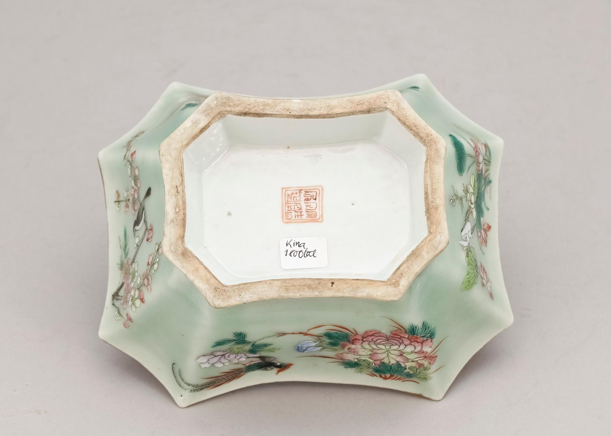 SKÅL, porslin, Kina 1900-tal.