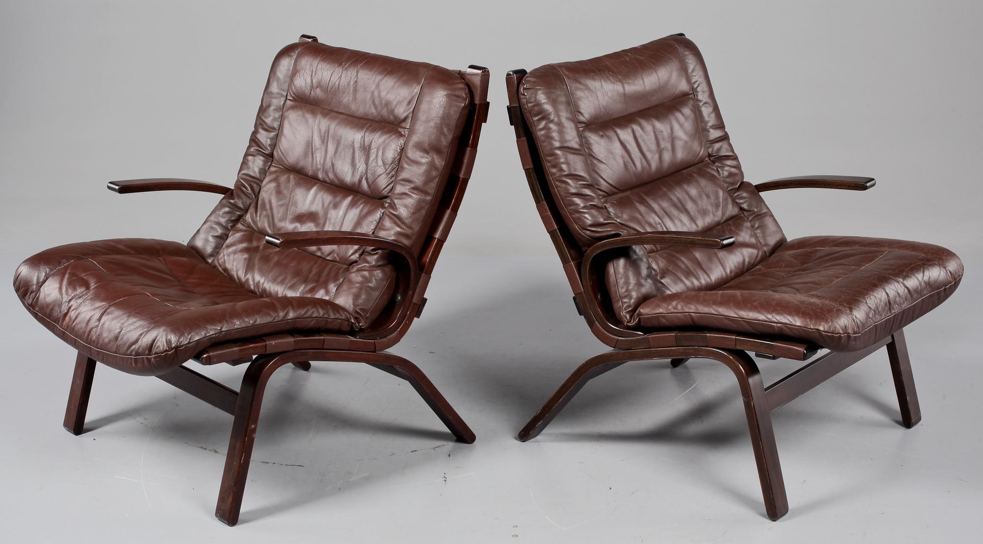 FÅTÖLJER, ett par, 1960/1970-tal.