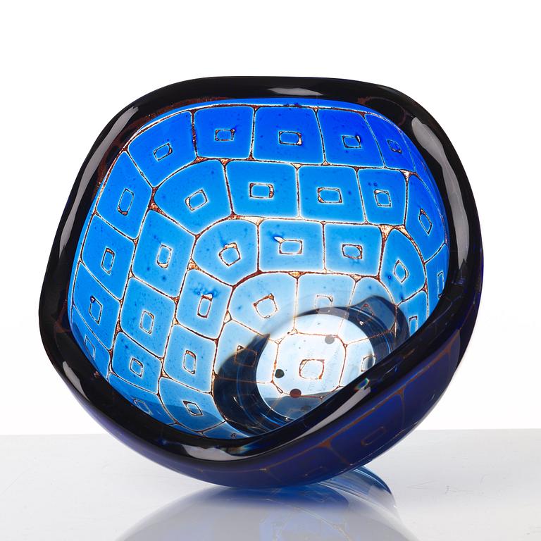 Sven Palmqvist, a "Ravenna" glass bowl, Orrefors 1978.