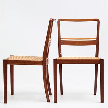 Erik Chambert, a set of six dining chairs, A-B Chamberts Möbelfabrik, Norrköping, Sweden ca 1937.