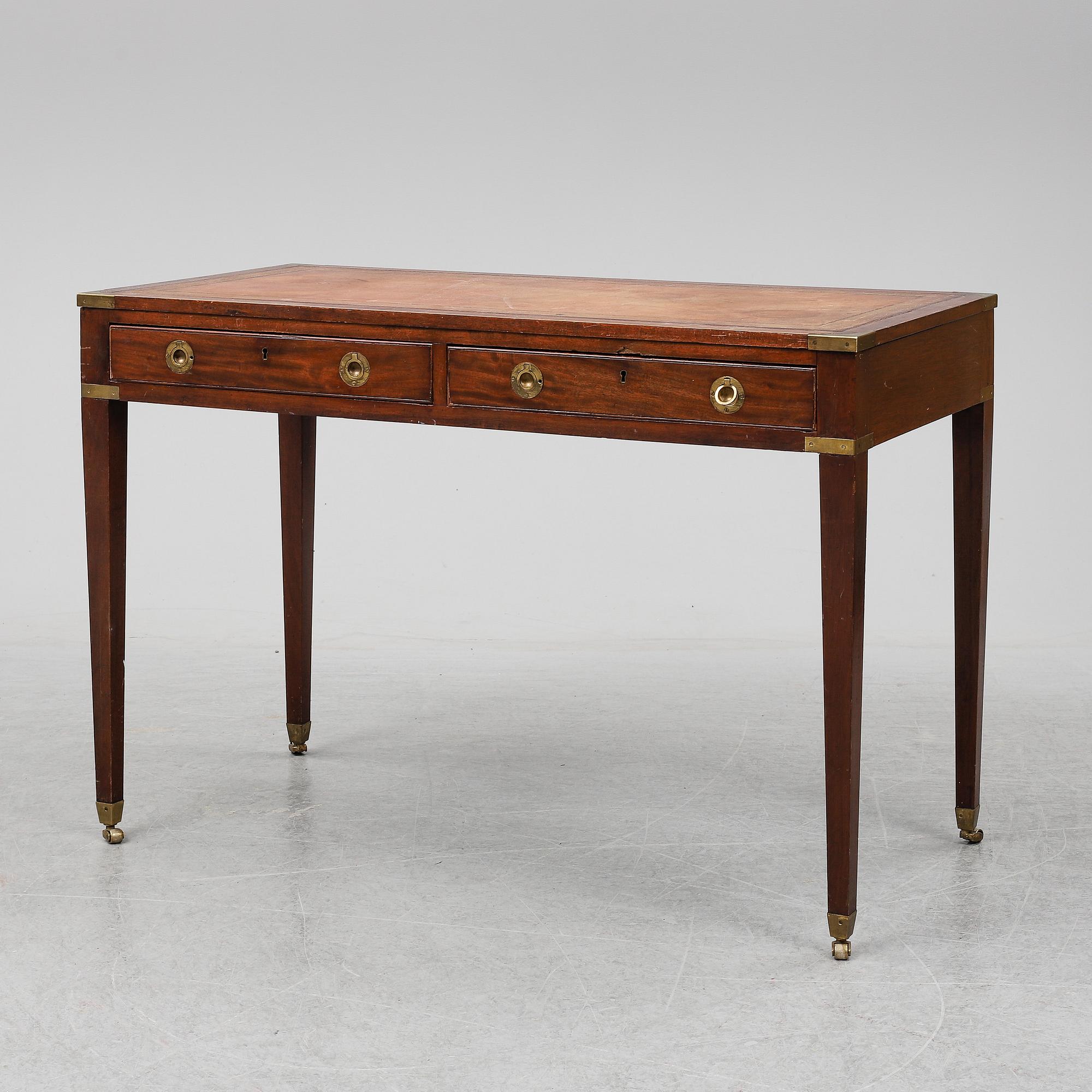 SKRIVBORD, mahogny, England, 1800-talets slut.