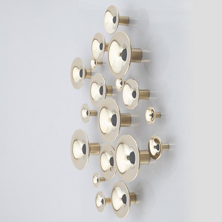 Busk + Hertzog, 18 hooks/knobs, 'Lulu', Frost, Denmark.