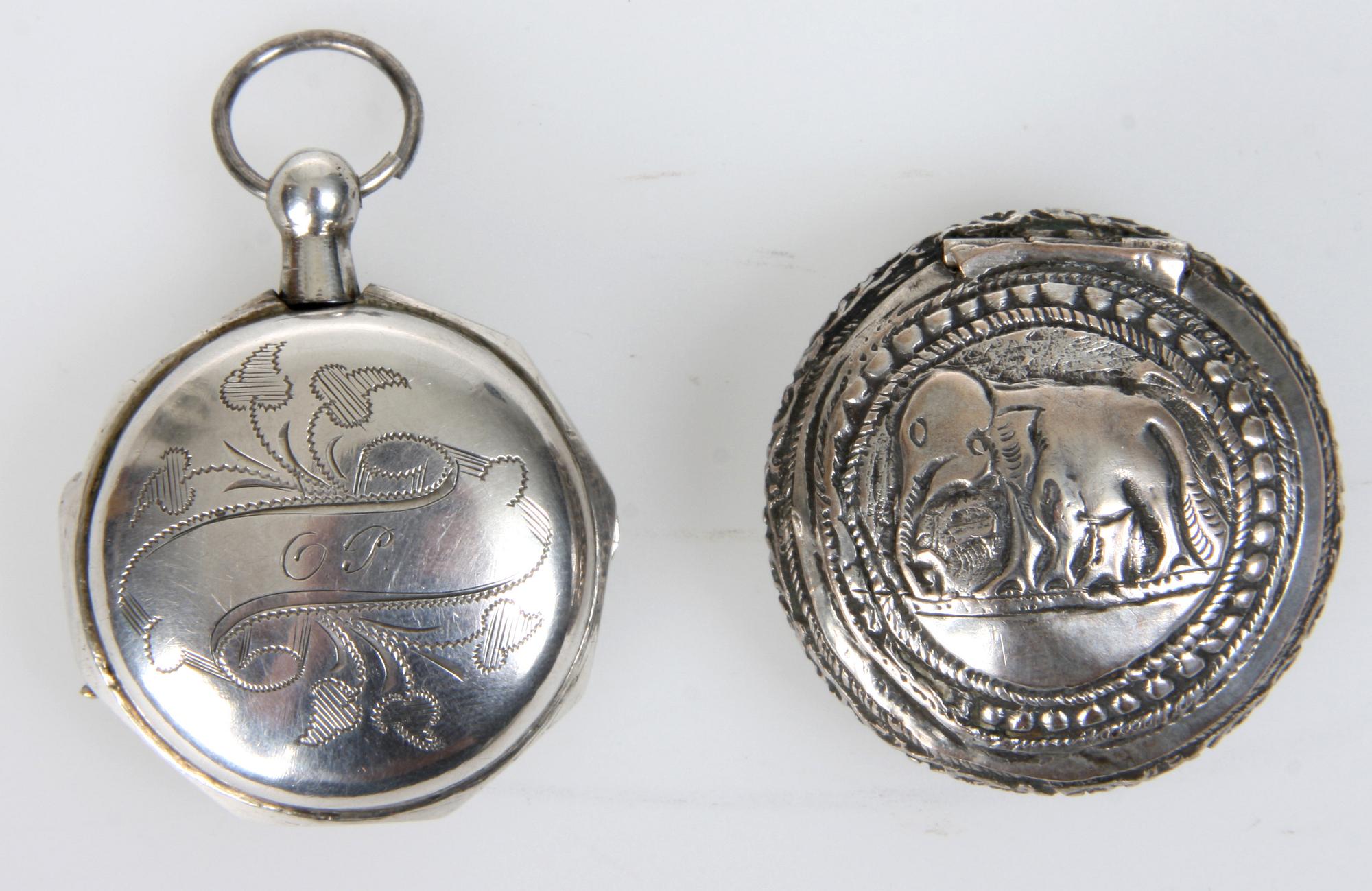 DOSOR, 3 st, silver, 1800/1900-tal. 54 g.
