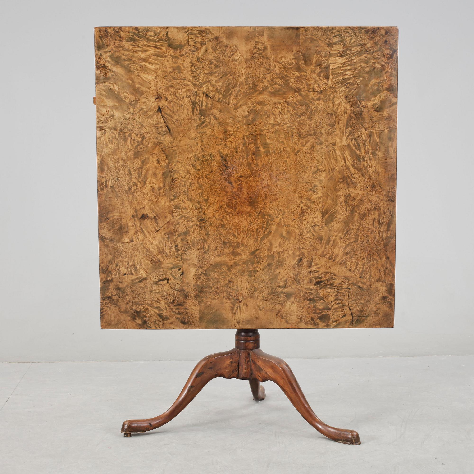 FÄLLBORD, 1700-tal.