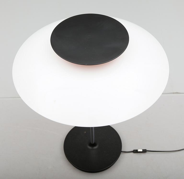 BORDSLAMPA, "PH 80", Poul Henningsen, Louis Poulsen, Danmark.