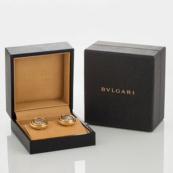 Bulgari ett par örhängen "Monete" 18K guld med mynt från antiken.