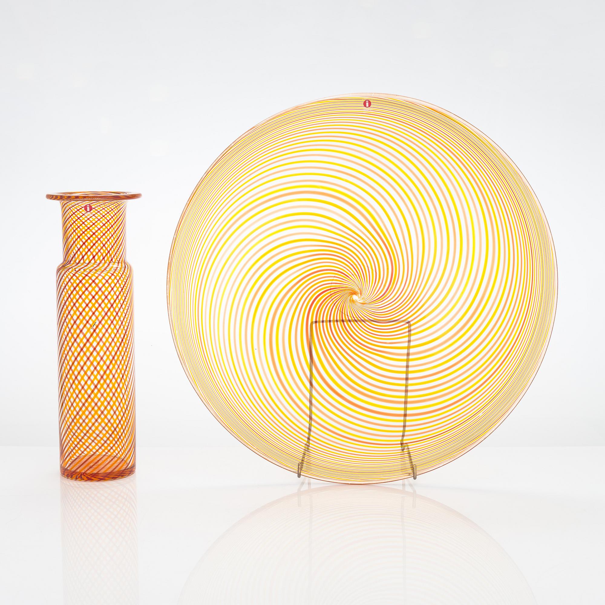 Kerttu Nurminen, vas och fat, "Palazzo", filigranglas, signerad Kerttu Nurminen Nuutajärvi.