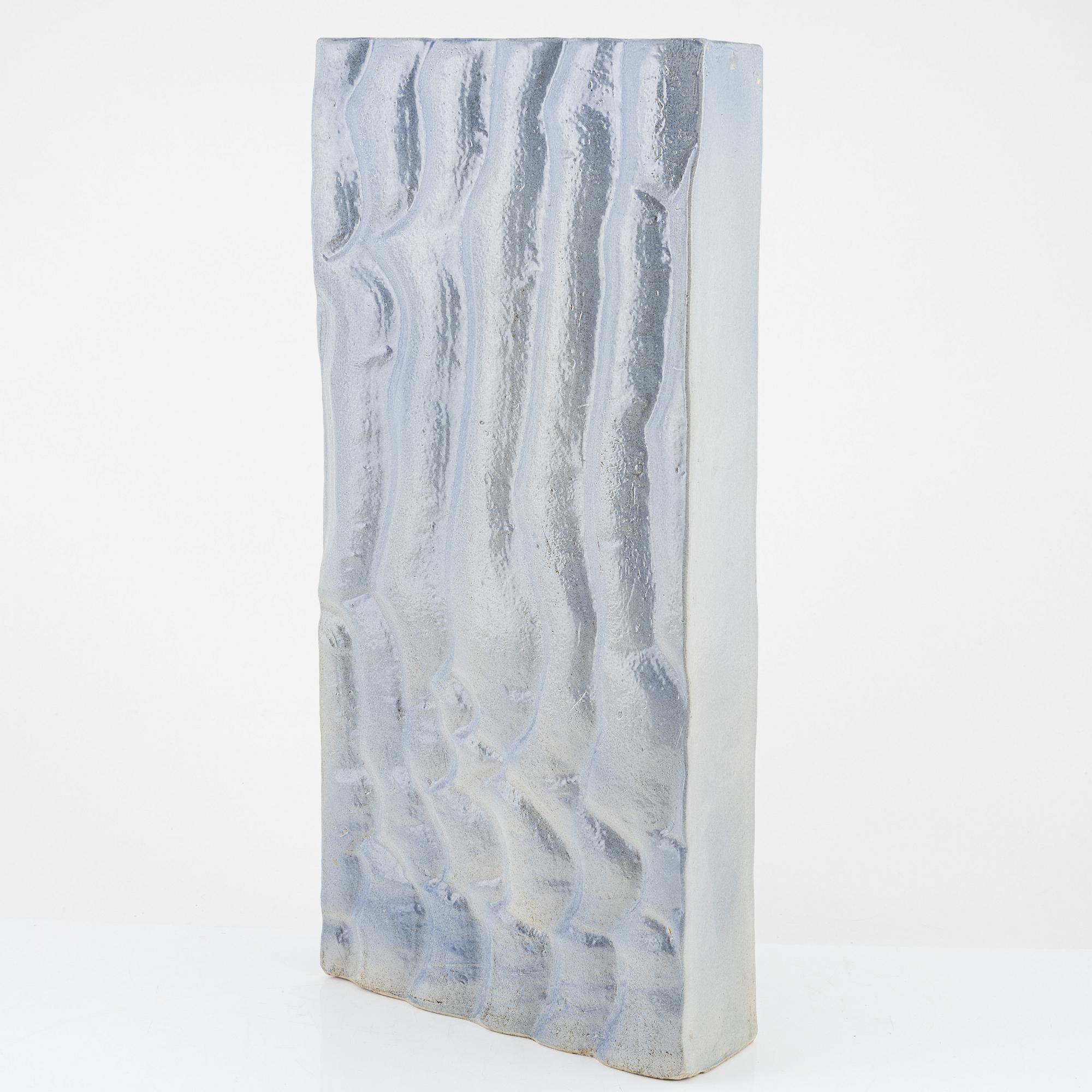 Irmtraud Paillard, a floor vase, Ugglarp, 2004.