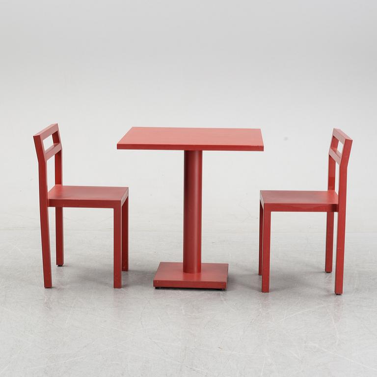 Boris Berlin/Poul Christiansen, bord med två stolar, "Non", Komplot design, Källemo.