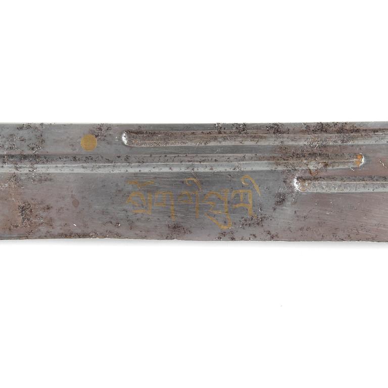 SVÄRD, 2 st, orientaliska, 1800-tal.