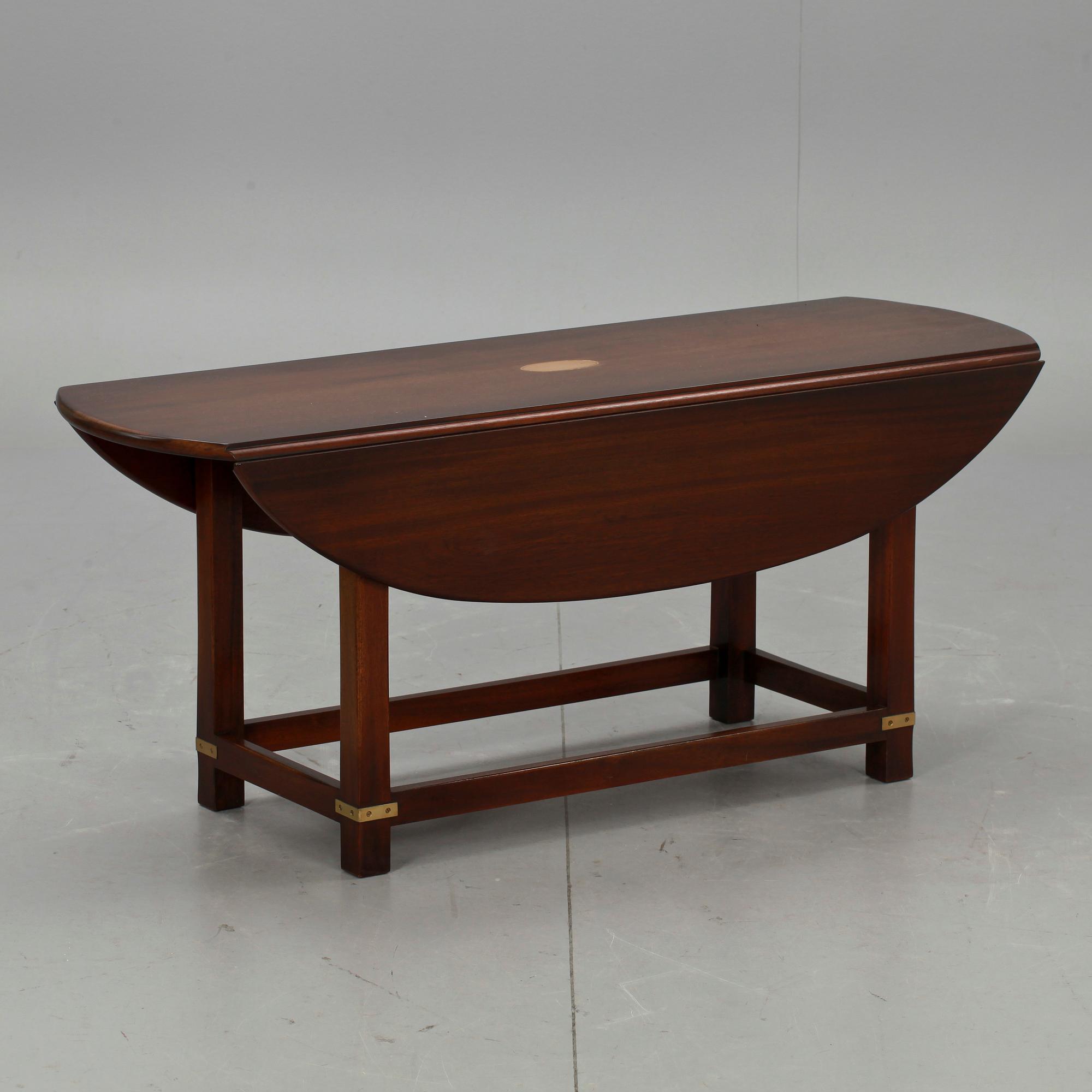 KLAFFBORD, engelsk stil, 1900-tal.