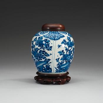 BOJAN, porslin. Qing dynastin, Kangxi (1662-1722).