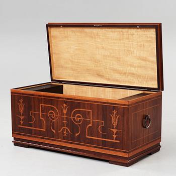 SWEDISH GRACE, kista, 1920-30-tal.