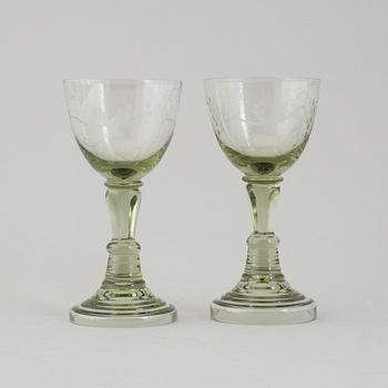 ELIS BERGH, 10 "Reisen" glasses, Kosta.