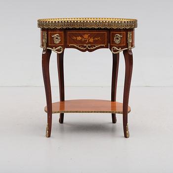 DAMARBETSBORD, Louis XVI stil, 1900-talets andra hälft.
