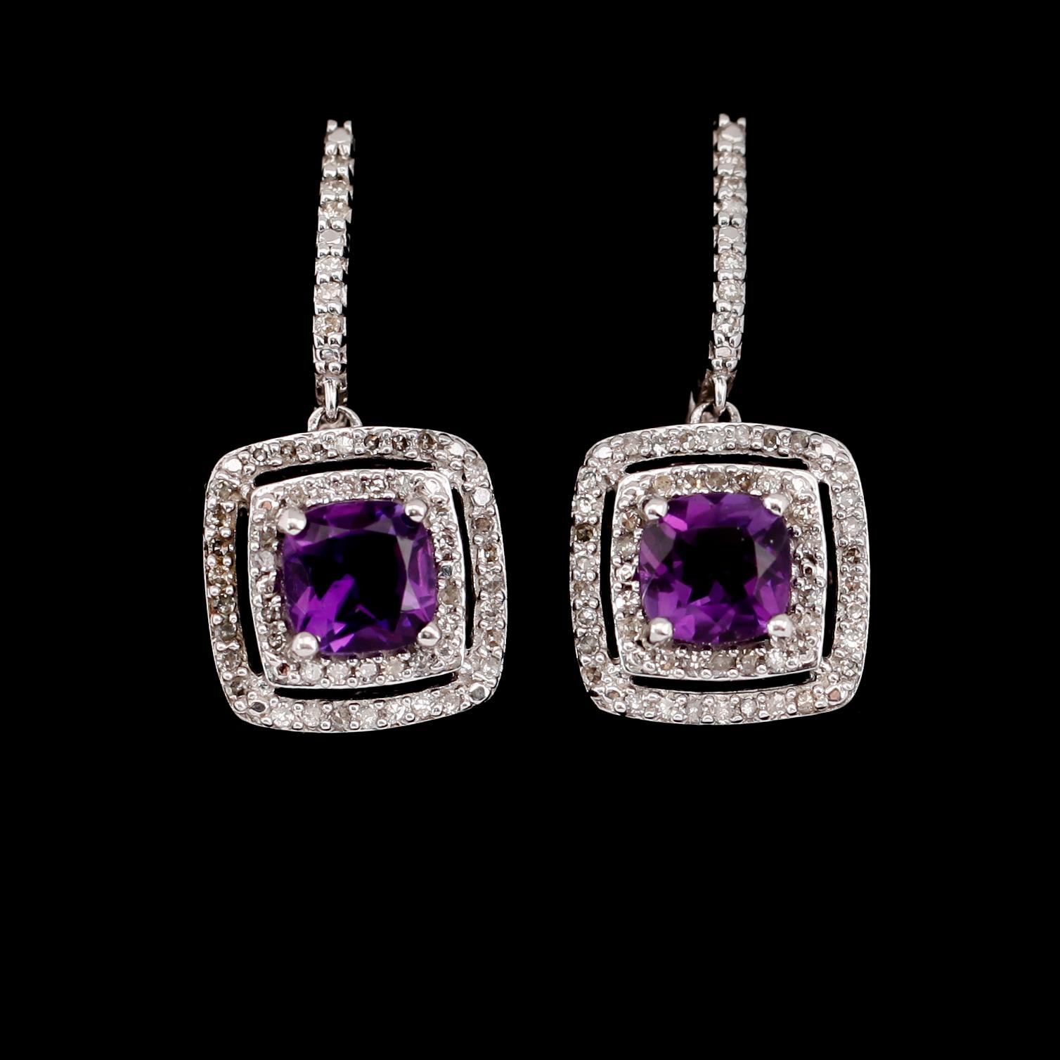 ÖRHÄNGEN, 1 par, 14 k vitguld, briljantslipade diamanter tot 0.34 ct, ametister.