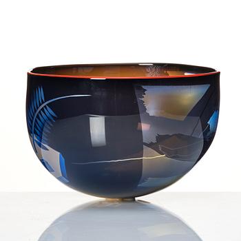 Ann Wolff, (AnnWärff) a glass bowl, Stenhytta Glasstudio  Transjö, Sweden, executed by Wilke Adolfsson.