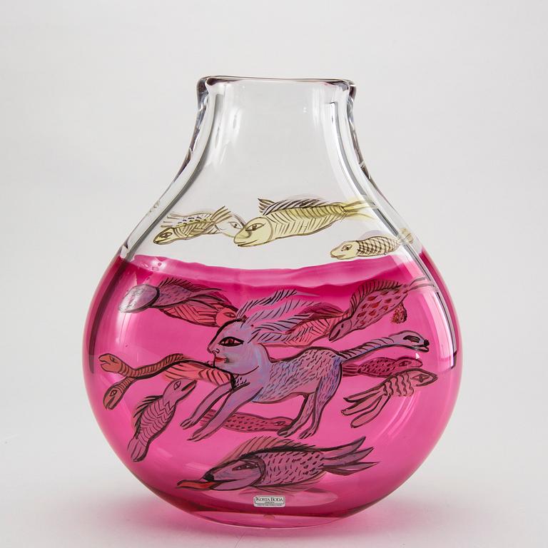 ULRICA HYDMAN-VALLIEN, a signed glass vase.