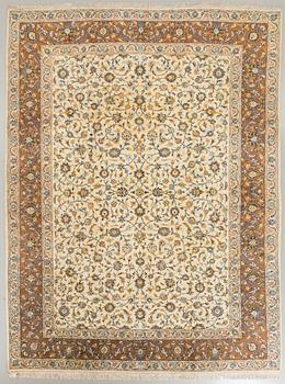 A semiantigue carpet, Keshan signed part silk, circa 383x294 cm.