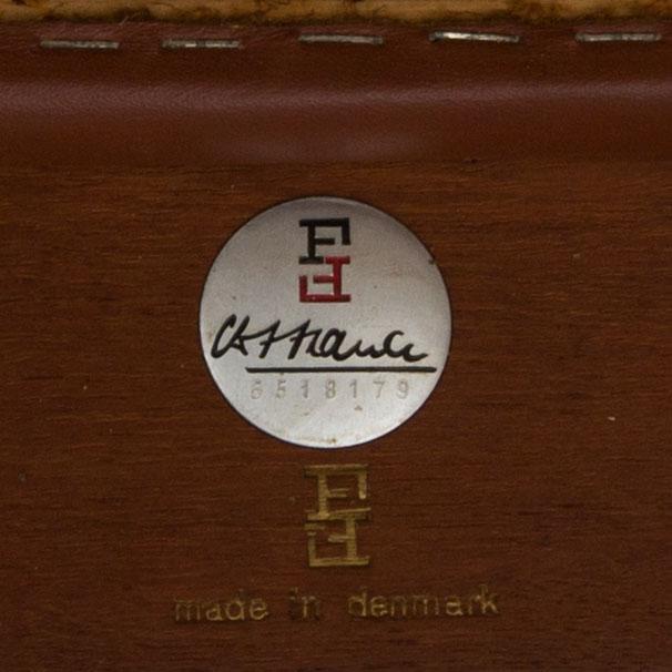 FÅTÖLJER, ett par och BORD, Ole Gjerlöv-Knudsen och Torbjörn Lind, France & Son, Danmark, 1900-talets andra hälft.