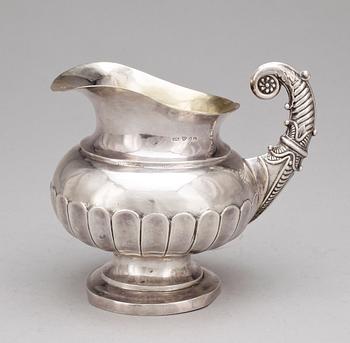 GRÄDDKANNA, silver, senempire, Anders Petter Lundqvist, Stocholm, 1845. Vikt ca 193 g.