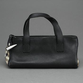 VÄSKA, Burberry.