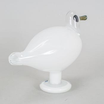 OIVA TOIKKA, a glass sculpture of a bird, Nuutajärvi, Finland.