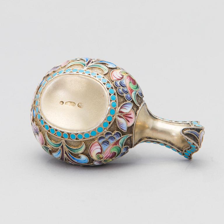 A RUSSIAN ENAMEL KOVSH, silver, Moscow 1908-17, Maria Semenova.