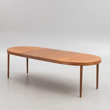 A dining table, second half of the 20th Century.