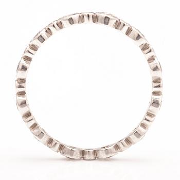 TIFFANY & CO, A platinum "Cobblestone" ring with diamonds ca. 0.84 ct in total.